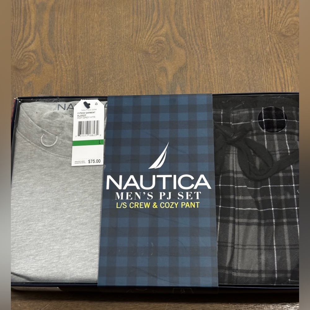 Nautica men’s pj set, crew & cozy pant